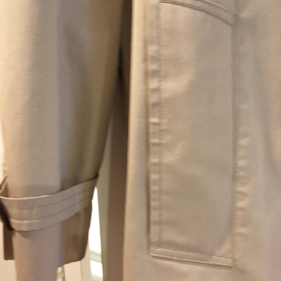 Vintage Men's London Fog Trench Coat -Beltless - Picture 3 of 8